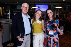 The premier Chicago event photography team for conferences, trade shows, networking events, brand launches, galas and more.